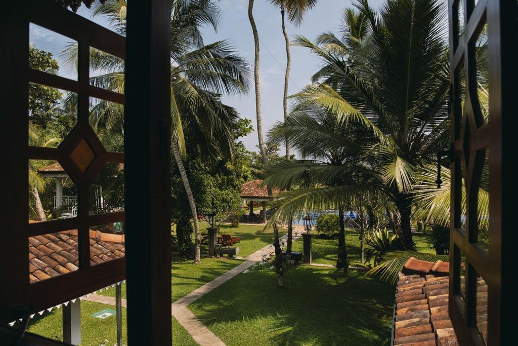 Amal Villa Bentota Exterior photo